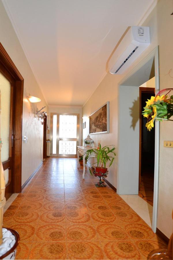 Villa Casa Patty à Sirmione Extérieur photo