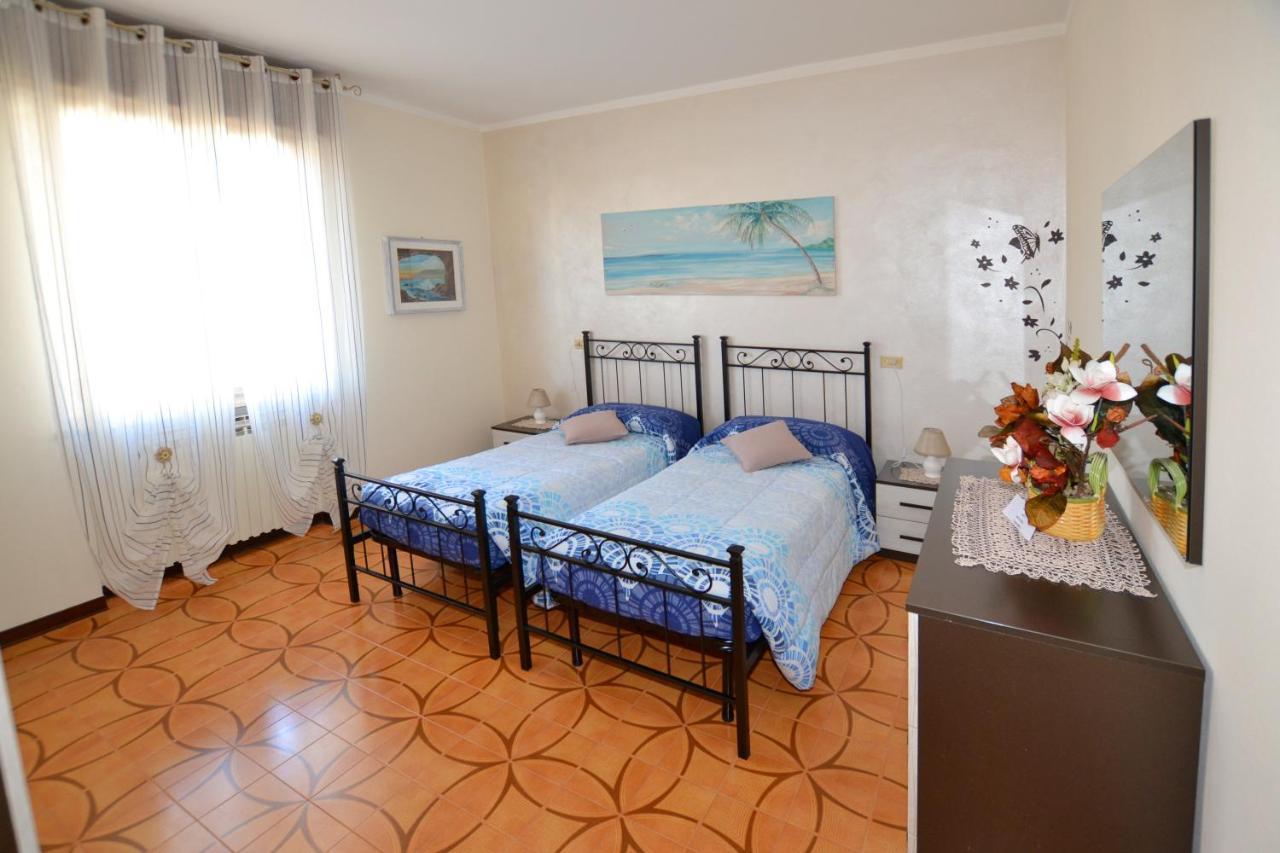Villa Casa Patty à Sirmione Extérieur photo